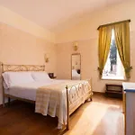 Отель Relais Parco Dei Cavalieri Assisi 3*